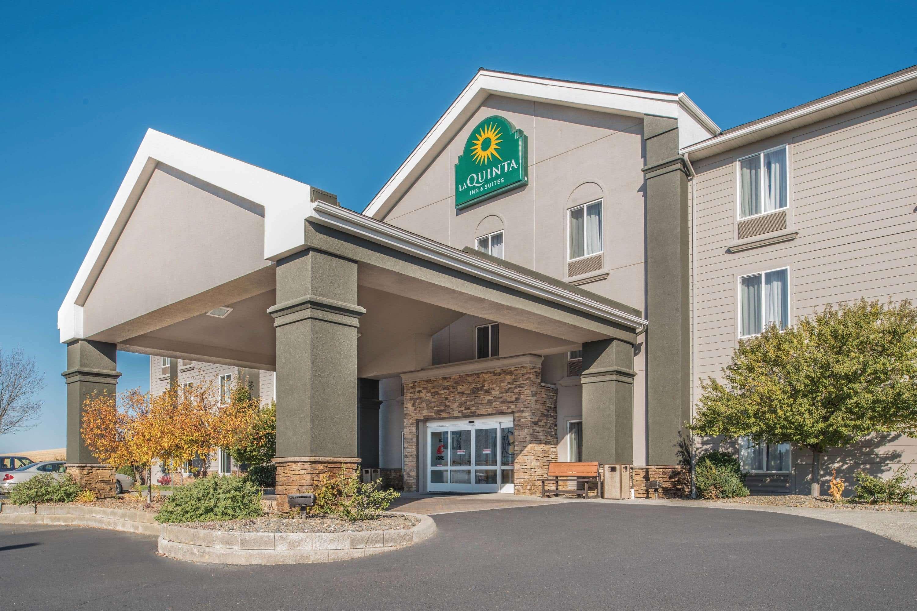 La Quinta By Wyndham Moscow Pullman Hotel Exterior photo